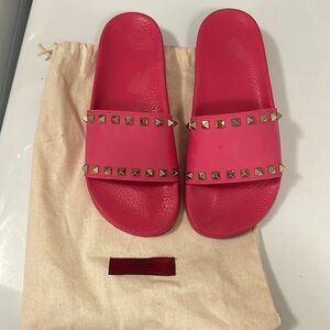 Rockstud Valentino slides
